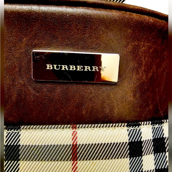 BURBERRY NOVA CHECK and BROWN LEATHER CROSSBODY. - Picture 3 of 15